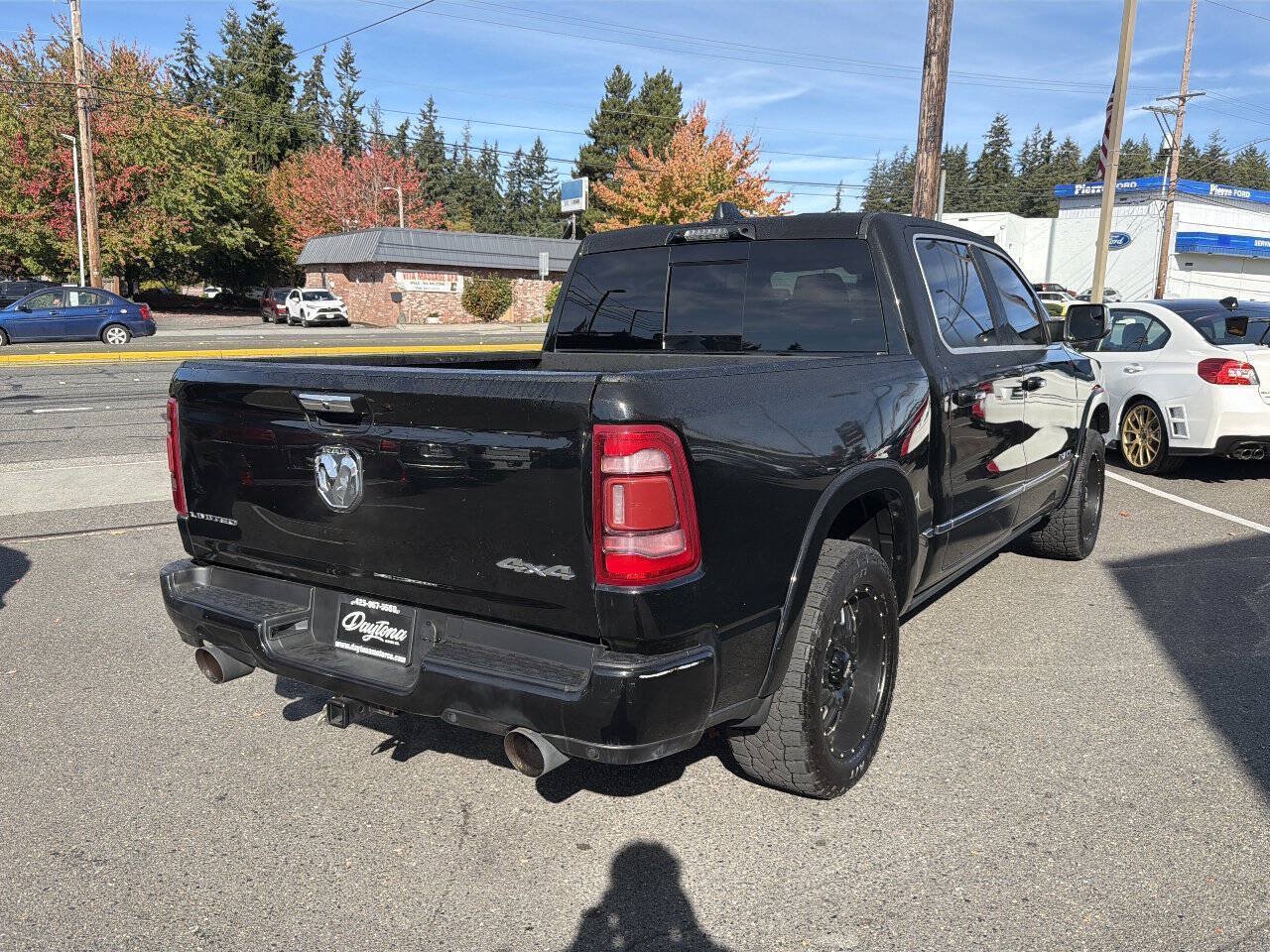 Used 2022 RAM 1500 Limited AWD/4WD image 9