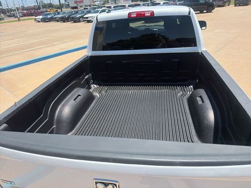 Used 2022 RAM 1500 Classic SLT w/ Trailer Tow Group RWD image 16