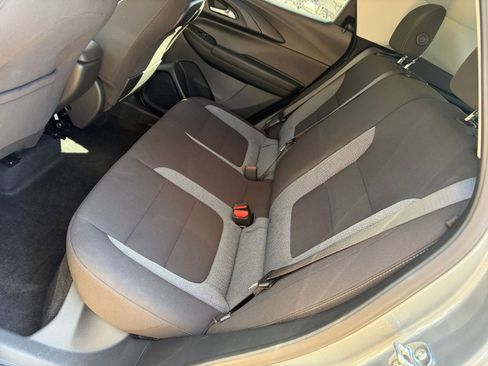 Used 2025 Chevrolet TrailBlazer LT image 35