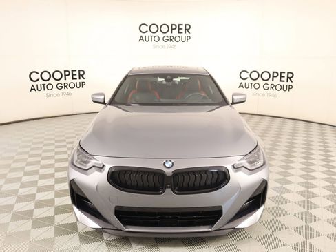 Used 2025 BMW 230i Coupe w/ M Sport Package RWD image 10