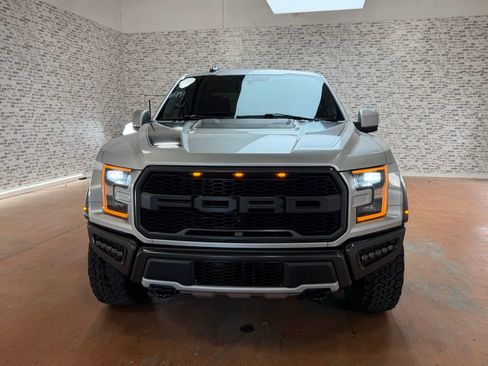 Used 2019 Ford F150 Raptor w/ Equipment Group 802A Luxury AWD/4WD image 2
