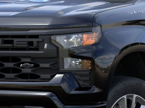 New 2026 Chevrolet Silverado 1500 Custom RWD image 10