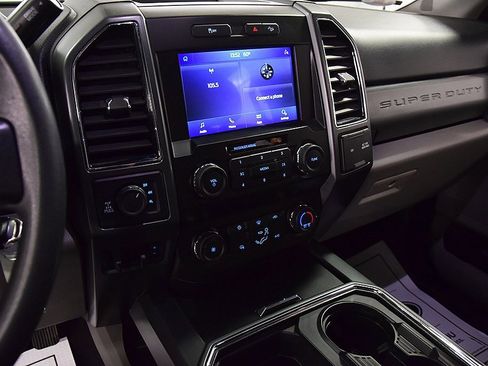 Used 2021 Ford F250 XLT w/ XLT Value Package image 22