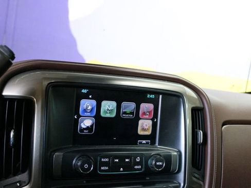 Used 2016 Chevrolet Silverado 2500 High Country w/ High Country Premium Package AWD/4WD image 16