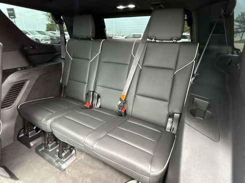 Used 2024 Cadillac Escalade Premium Luxury w/ Performance Package AWD/4WD image 29