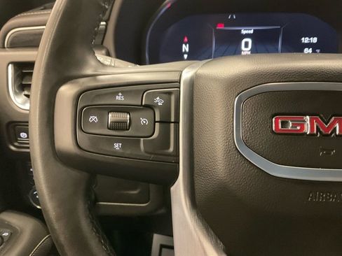 Used 2024 GMC Yukon XL SLT image 22