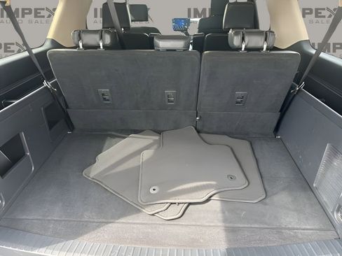 Used 2024 Ford Expedition Max XLT image 31