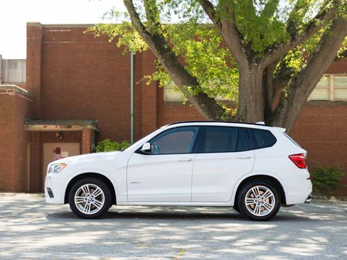 Used 2012 BMW X3 xDrive28i AWD/4WD image 9
