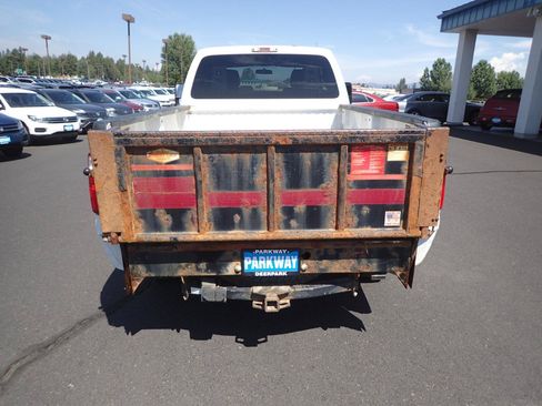 Used 2016 Ford F250 XL w/ Power Equipment Group AWD/4WD image 4