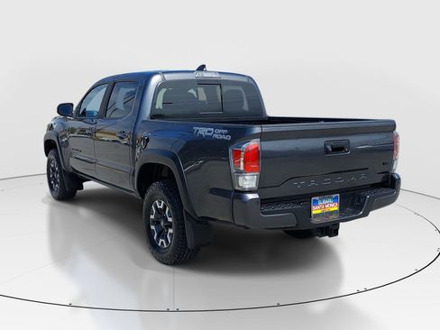 Used 2021 Toyota Tacoma TRD Off-Road w/ Technology Package RWD image 5