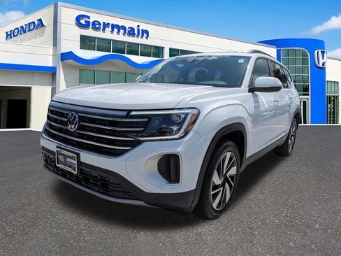 Used 2024 Volkswagen Atlas SE AWD/4WD image 1