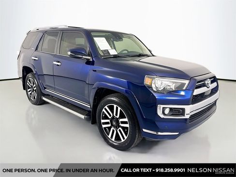 Used 2020 Toyota 4Runner Limited AWD/4WD image 3