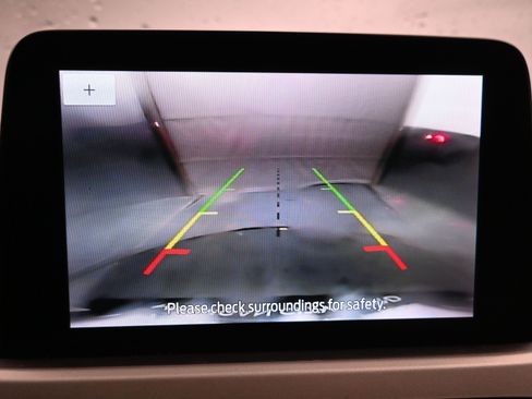 Used 2020 Ford Escape SE image 15