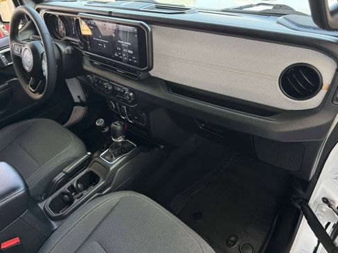 Used 2024 Jeep Wrangler Sport S AWD/4WD image 22