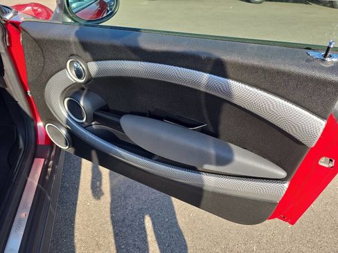 Used 2010 MINI Cooper S image 21