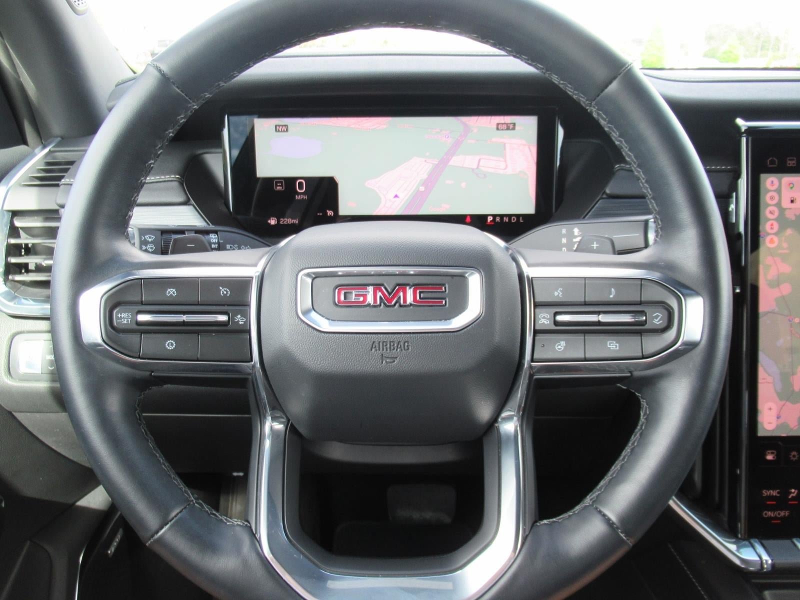 Used 2026 GMC Acadia Elevation w/ Elevation Premium Package FWD image 26