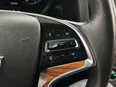 Used 2016 Cadillac Escalade Luxury image 36