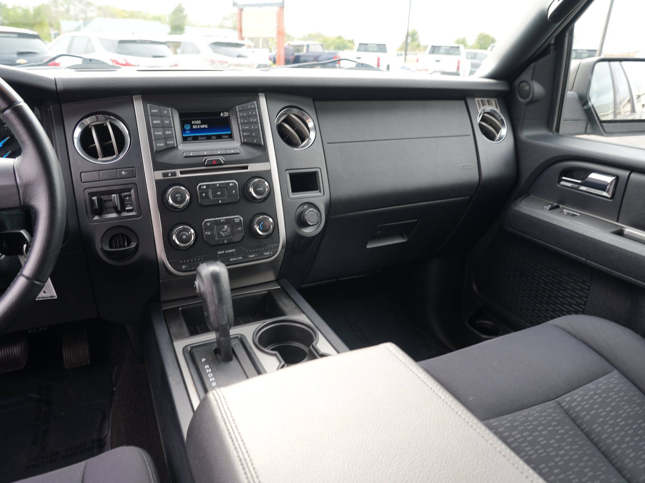Used 2017 Ford Expedition EL XL w/ Equipment Group 101A RWD image 21