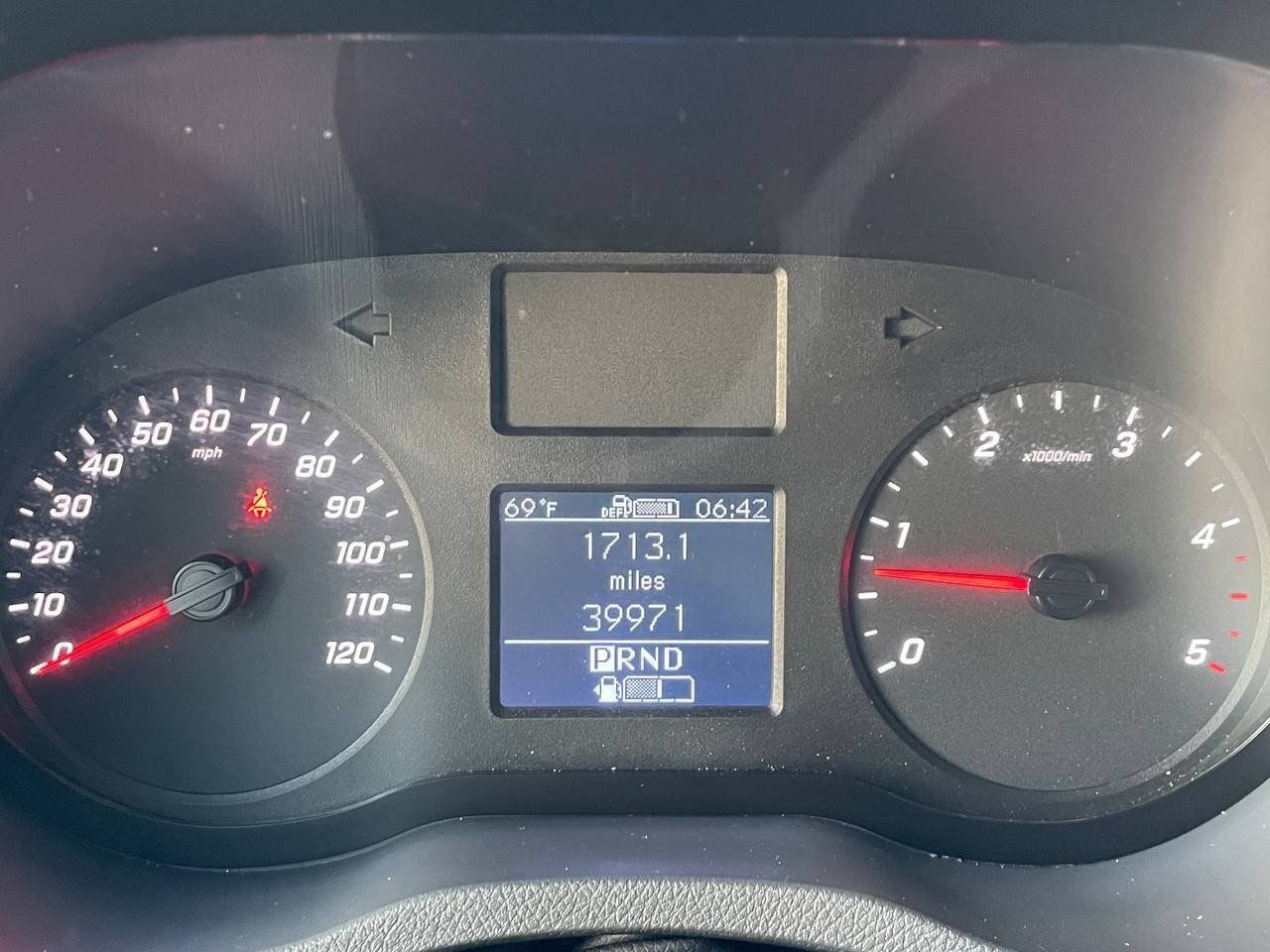 Used 2020 Mercedes-Benz Sprinter 2500 image 13