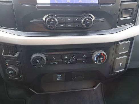 Used 2023 Ford F150 XLT image 18