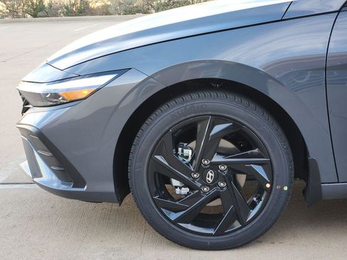 New 2026 Hyundai Elantra Sport image 5