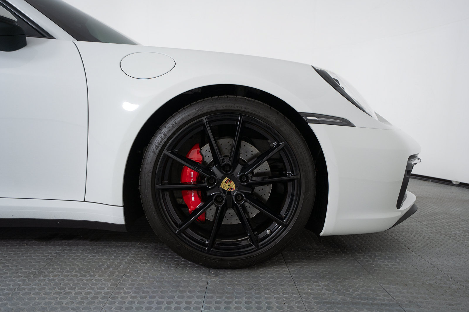 Used 2023 Porsche 911 Carrera S w/ Sport Package RWD image 33