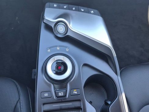 New 2025 Kia EV6 Wind image 9