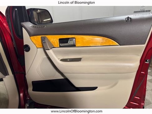 Used 2015 Lincoln MKX AWD w/ Equipment Group 101A image 14