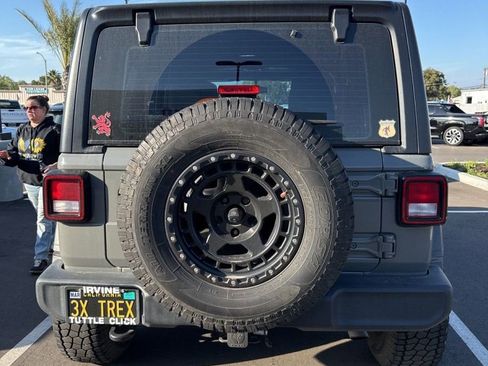 Used 2022 Jeep Wrangler Unlimited Sport image 5