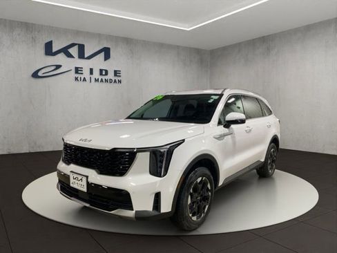 Used 2026 Kia Sorento S image 5