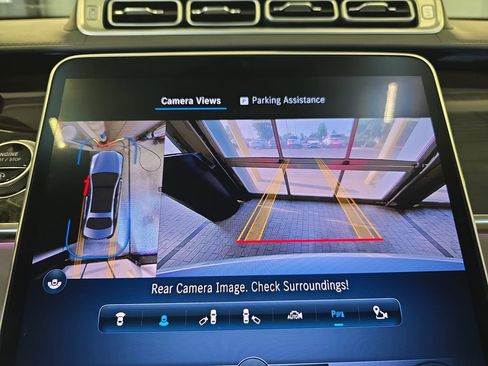 Used 2022 Mercedes-Benz S 580 4MATIC Sedan w/ Warmth & Comfort Package image 26