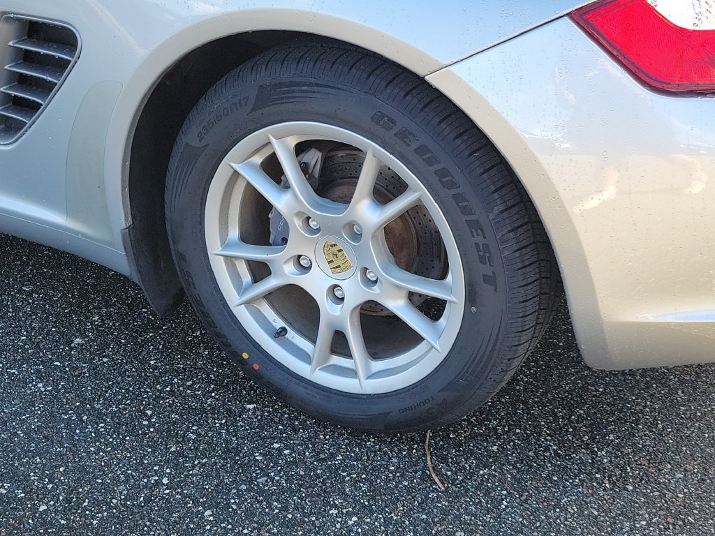 Used 2005 Porsche Boxster RWD image 5