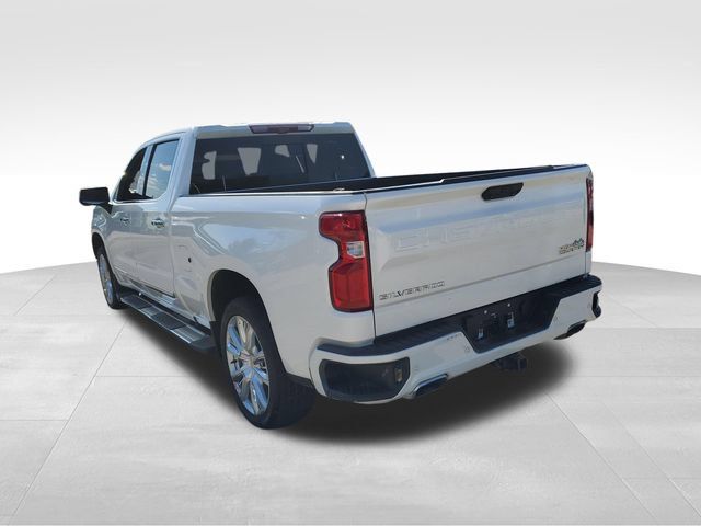 Used 2024 Chevrolet Silverado 1500 High Country w/ High Country Premium Package AWD/4WD image 6