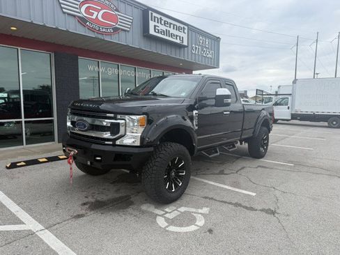 Used 2022 Ford F350 XLT w/ XLT Premium Package image 1