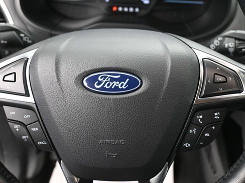 Used 2024 Ford Edge Titanium AWD/4WD image 18