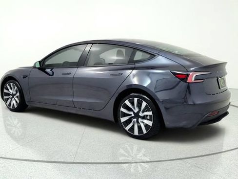 Used 2025 Tesla Model 3 Long Range RWD image 6