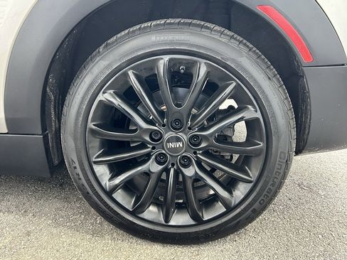 Used 2017 MINI Cooper Clubman S image 10