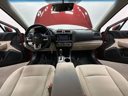 Used 2017 Subaru Outback 2.5i Premium image 17