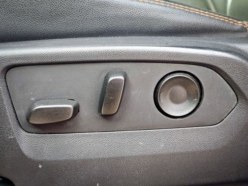 Certified 2024 GMC Sierra 2500 AT4 w/ AT4 Preferred Package image 17