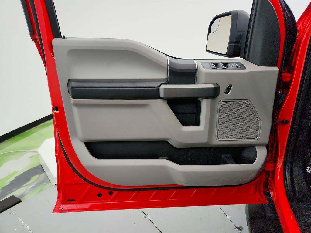 Used 2016 Ford F150 XLT RWD image 20