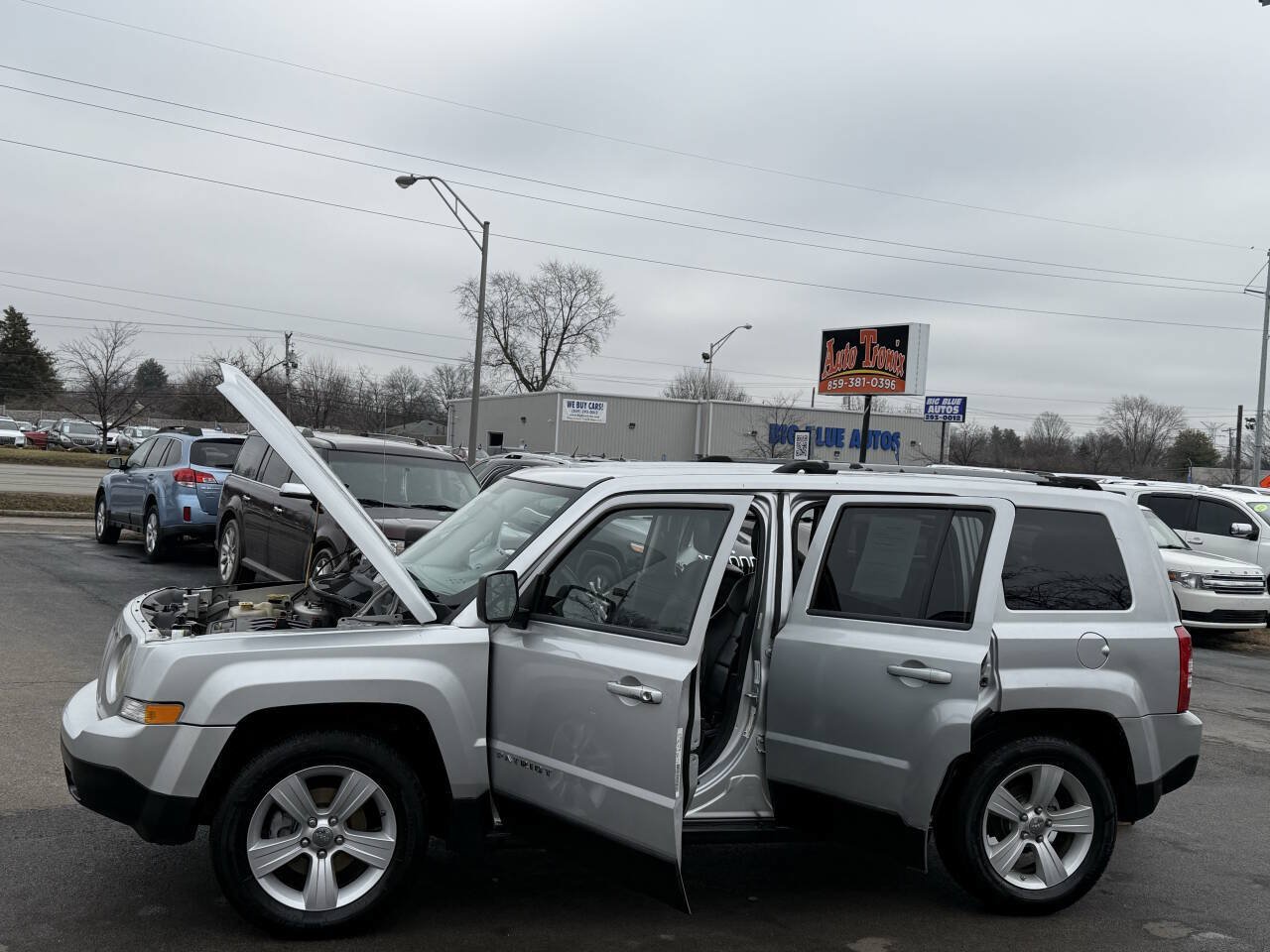 Used 2011 Jeep Patriot Latitude FWD image 20