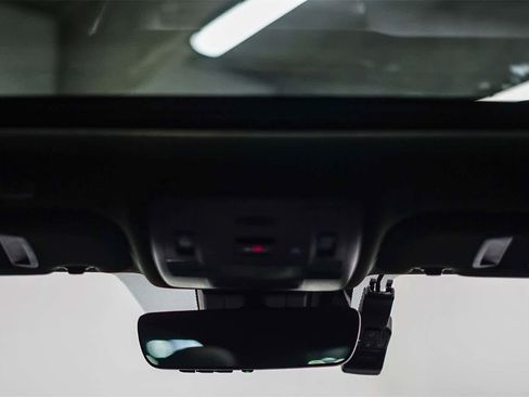 Used 2023 Lexus IS 350 F Sport image 10