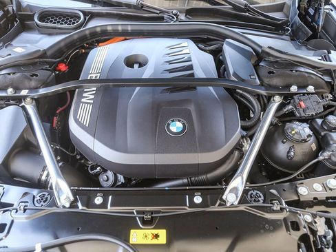 New 2026 BMW 750e xDrive AWD/4WD image 23