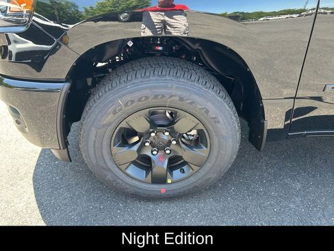 New 2025 RAM 1500 Tradesman w/ Night Edition image 15