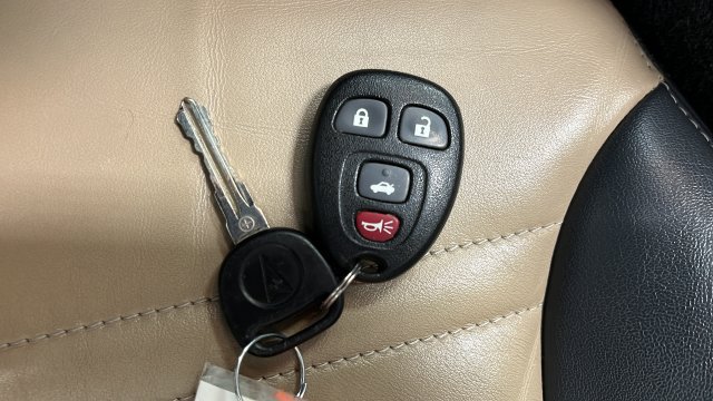Used 2006 Pontiac Solstice Convertible w/ Premium Package RWD image 28