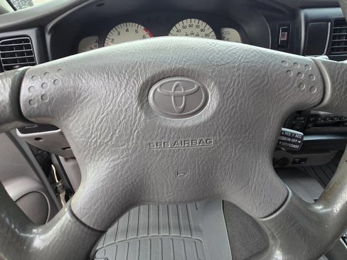 Used 2002 Toyota Tacoma PreRunner image 27