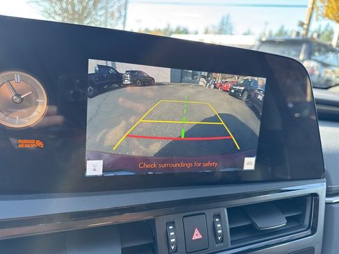 Used 2024 Lexus ES 350 w/ Accessory Package (Z1) image 43