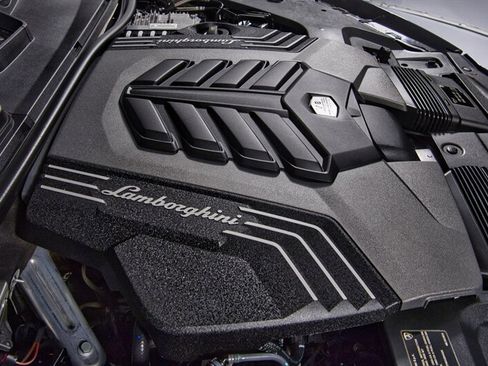 Used 2022 Lamborghini Urus AWD/4WD image 51
