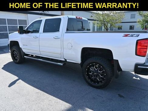 Used 2019 Chevrolet Silverado 2500 LTZ w/ Duramax Plus Package AWD/4WD image 43