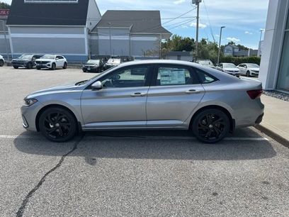 New 2025 Volkswagen Jetta SE